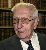 PhDr. Karel Bezdk